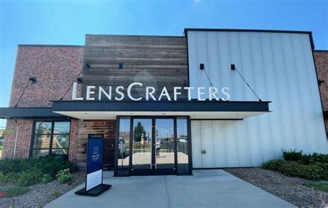 lenscrafters wauwatosa.